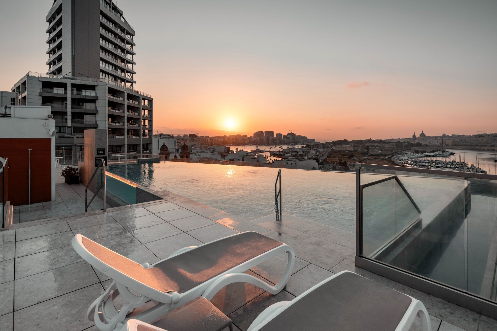 Grands Suites Hotel Residences and Spa 2