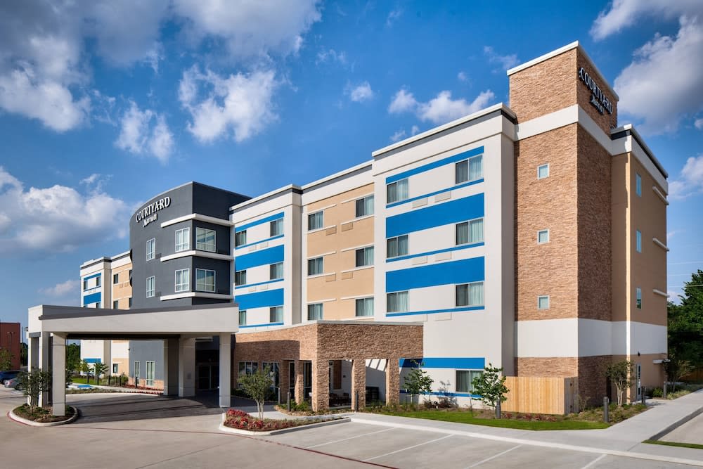 Courtyard by Marriott Houston Northwest/Cypress 1