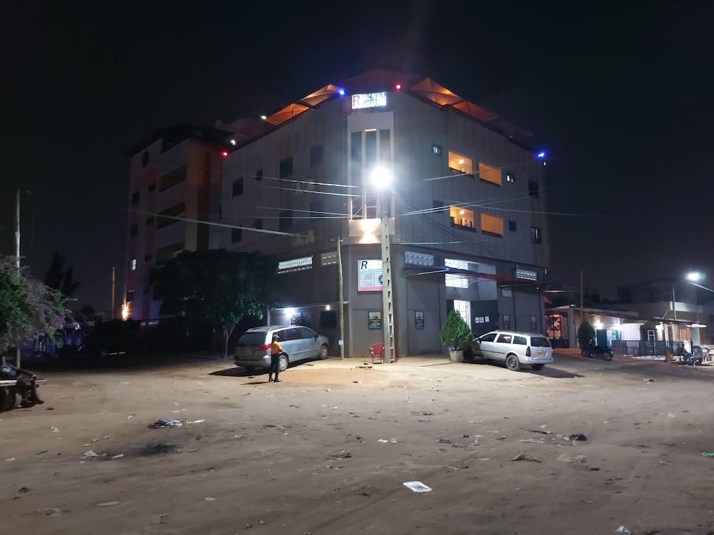 Royal Blue Guest House & Bar 1