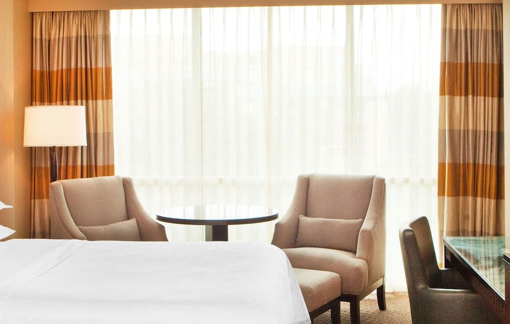 Courtland Grand Hotel, Trademark Collection by Wyndham former Sheraton Atlanta 4