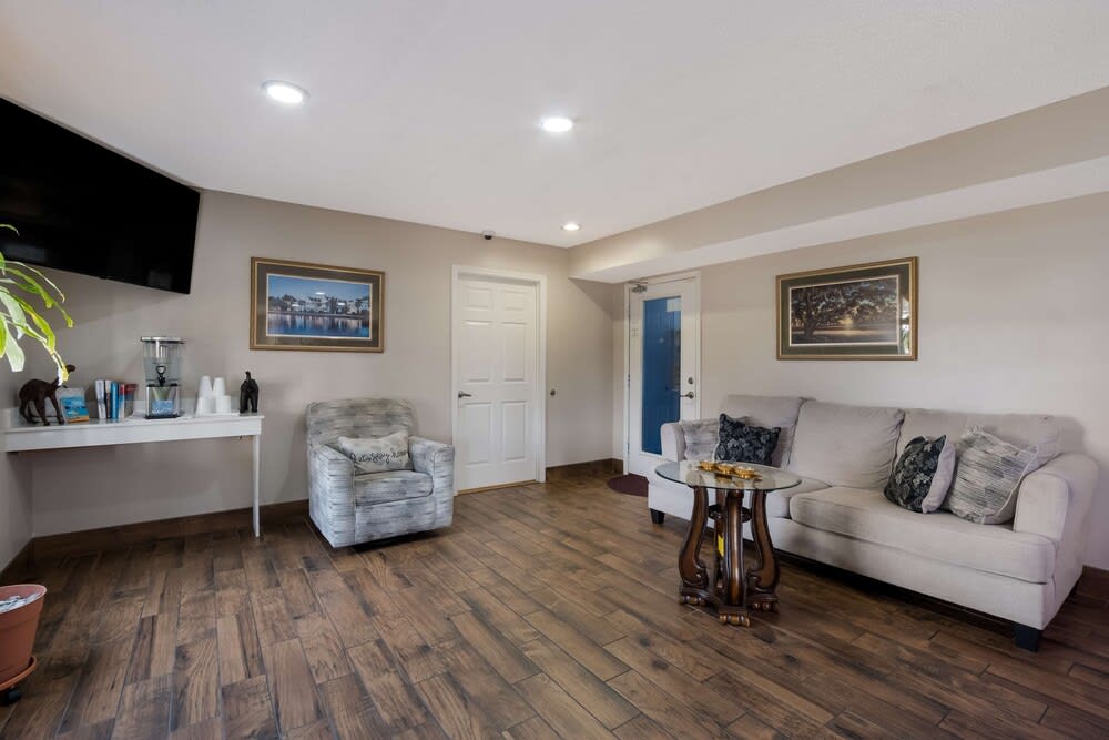 SureStay Hotel by Best Western Manning 1