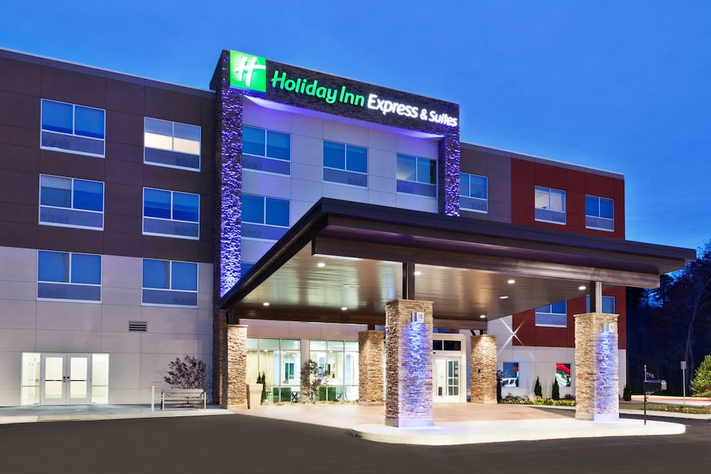 Holiday Inn Express & Suites CARTERSVILLE by IHG 1