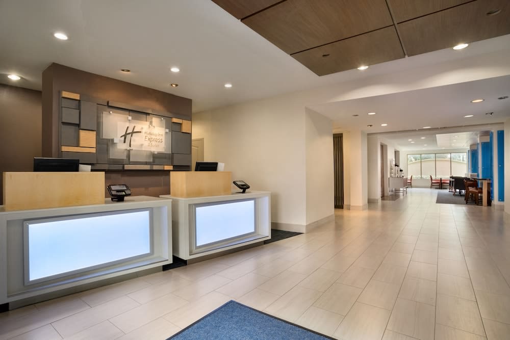Holiday Inn Express & Suites DALLAS NE - ALLEN by IHG 1