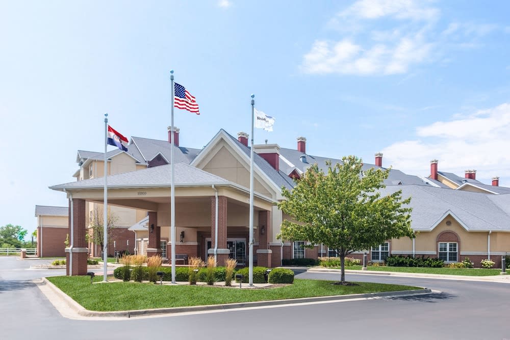 Residence Inn Kansas City Airport 1
