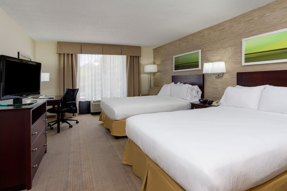 Holiday Inn Express Wilkesboro By IHG 2