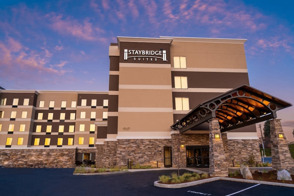 Staybridge Suites COEUR D'ALENE by IHG 1