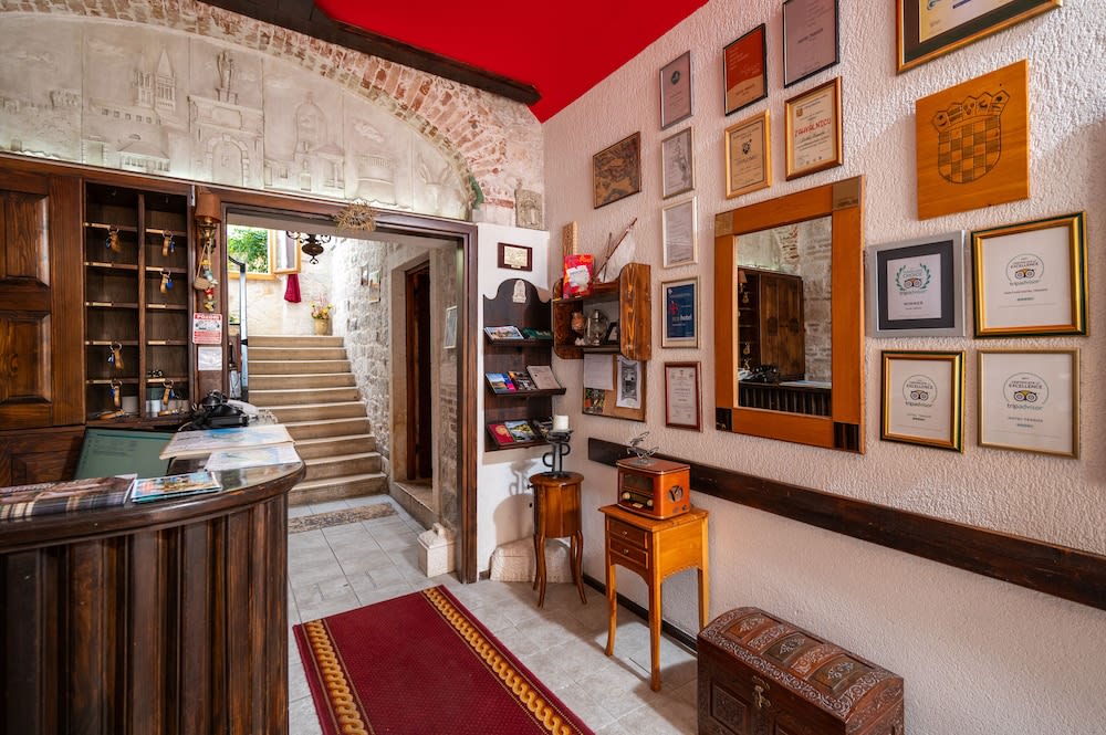 Heritage Hotel Tragos 3