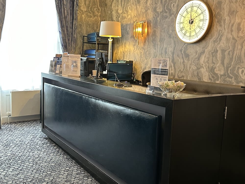 Bloomsbury Palace Hotel 3