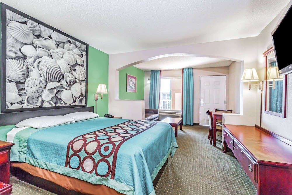 Super 8 by Wyndham Marianna 5