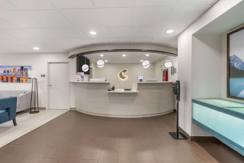 Comfort Inn & Suites Louisville Airport Fair & Expo 2