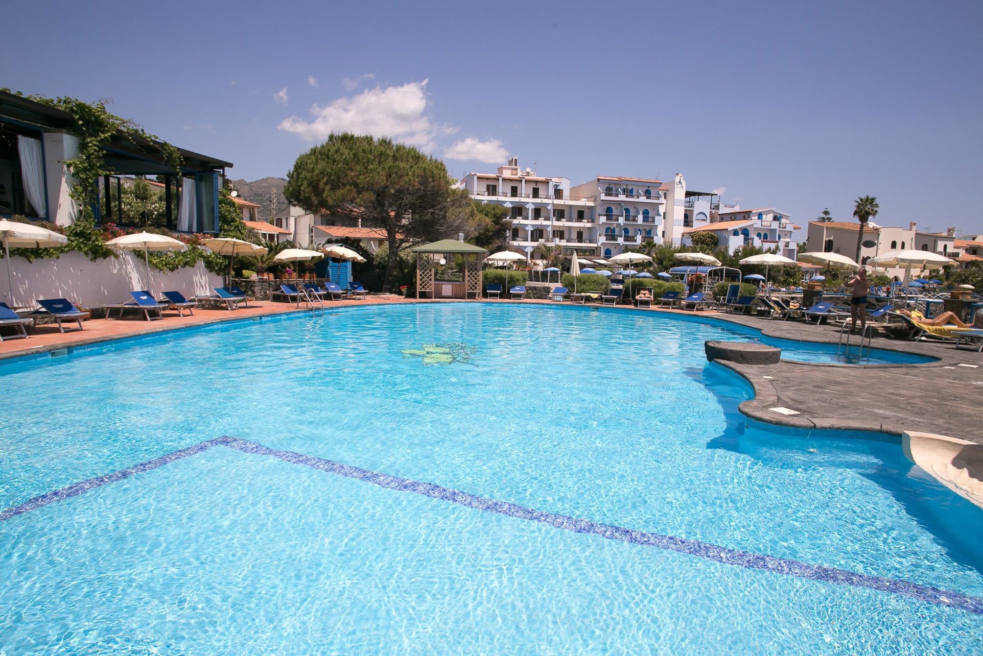 Arathena Rocks Hotel 2