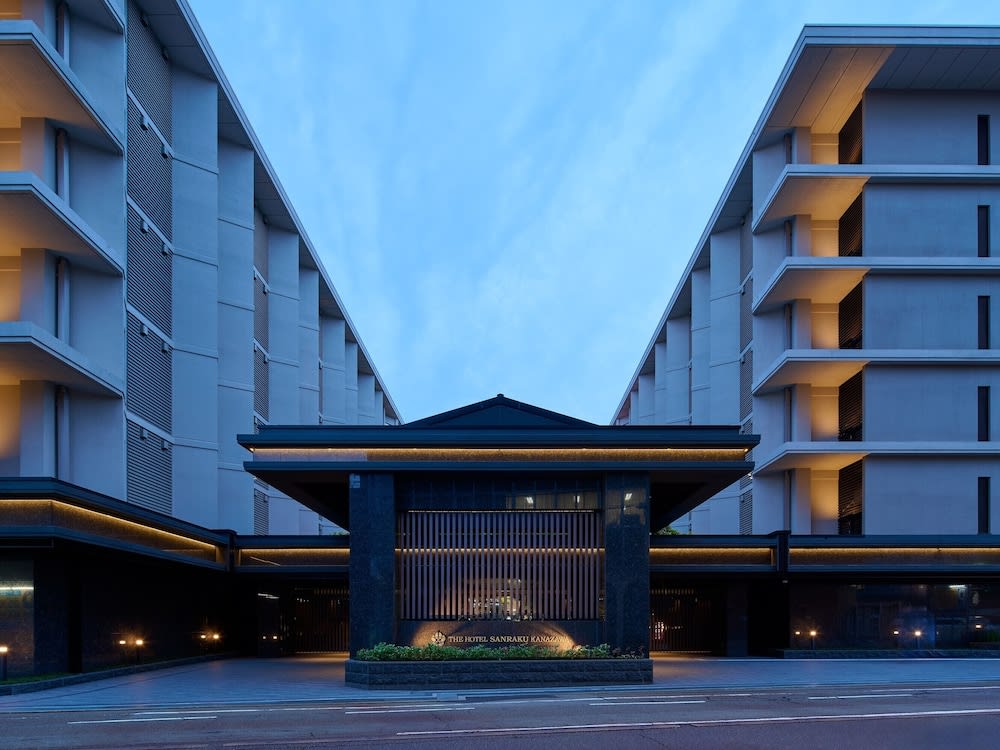 The HOTEL SANRAKU KANAZAWA 1