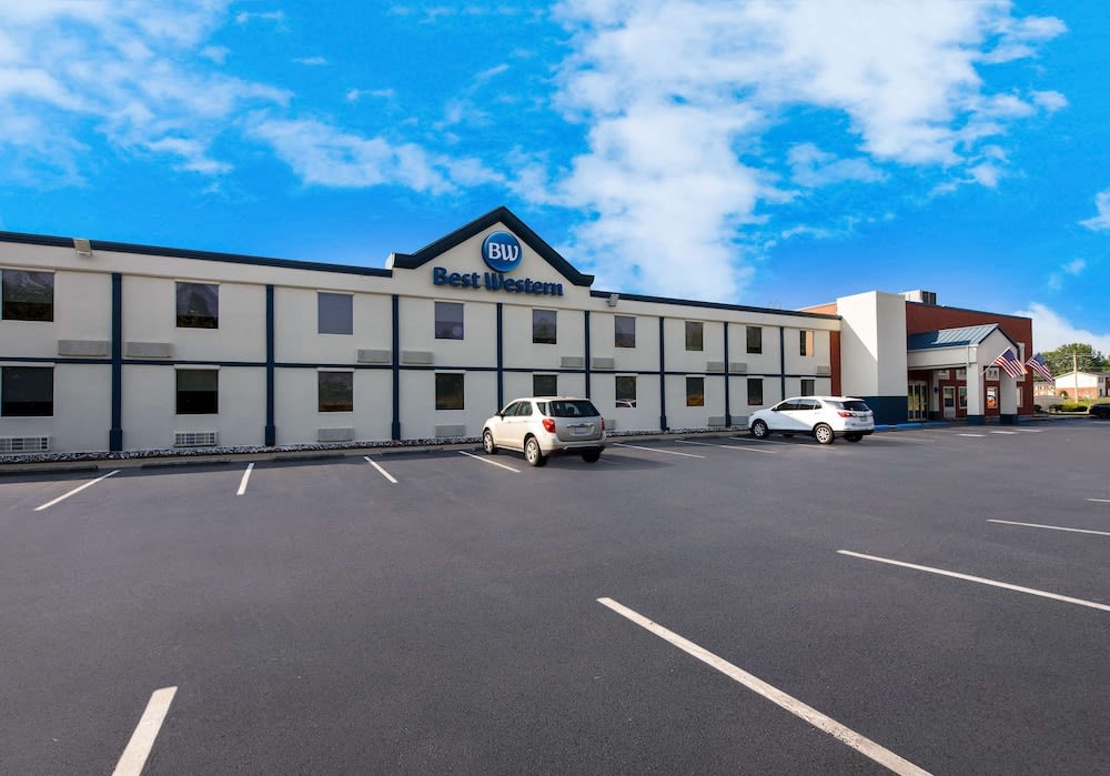 Best Western Adena Inn 1