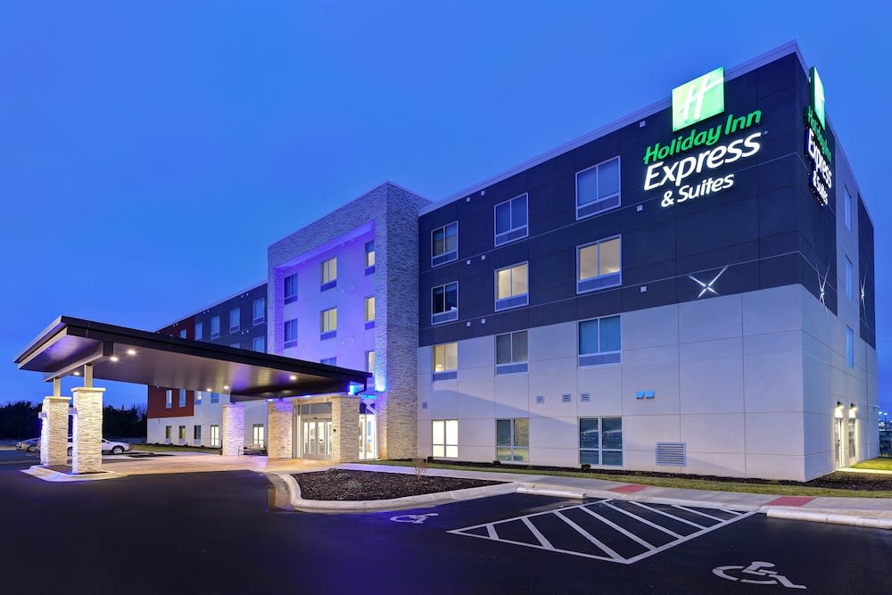 Holiday Inn Express & Suites OTTAWA by IHG 1