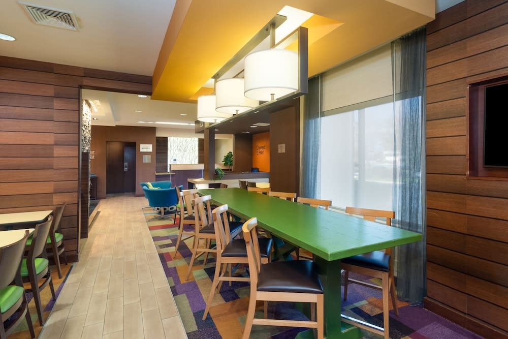 Fairfield Inn and Suites by Marriott Nashville Smyrna 2