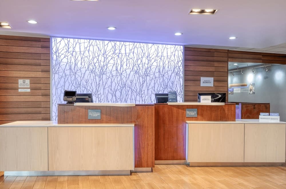 Fairfield Inn & Suites by Marriott Jeffersonville I-71 2