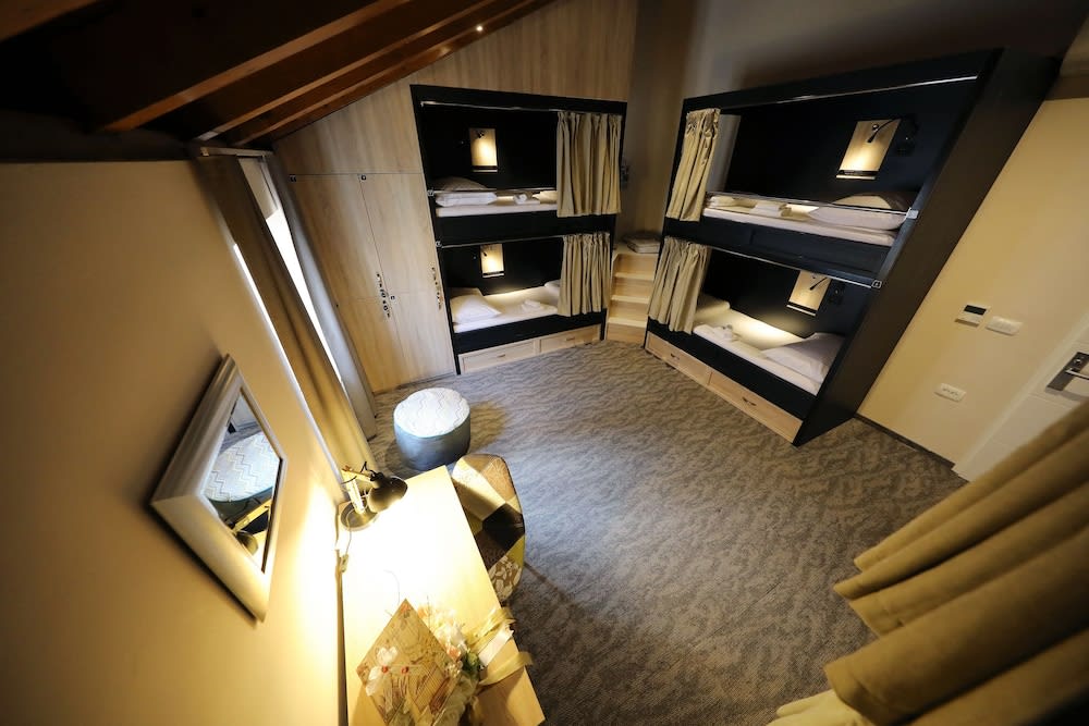 Downtown Boutique Hostel 5