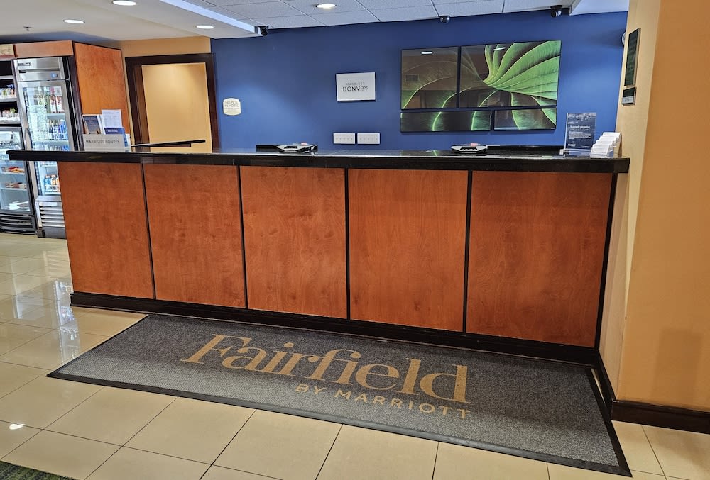 Fairfield Inn & Suites by Marriott Charleston Airport/Convention Center 2