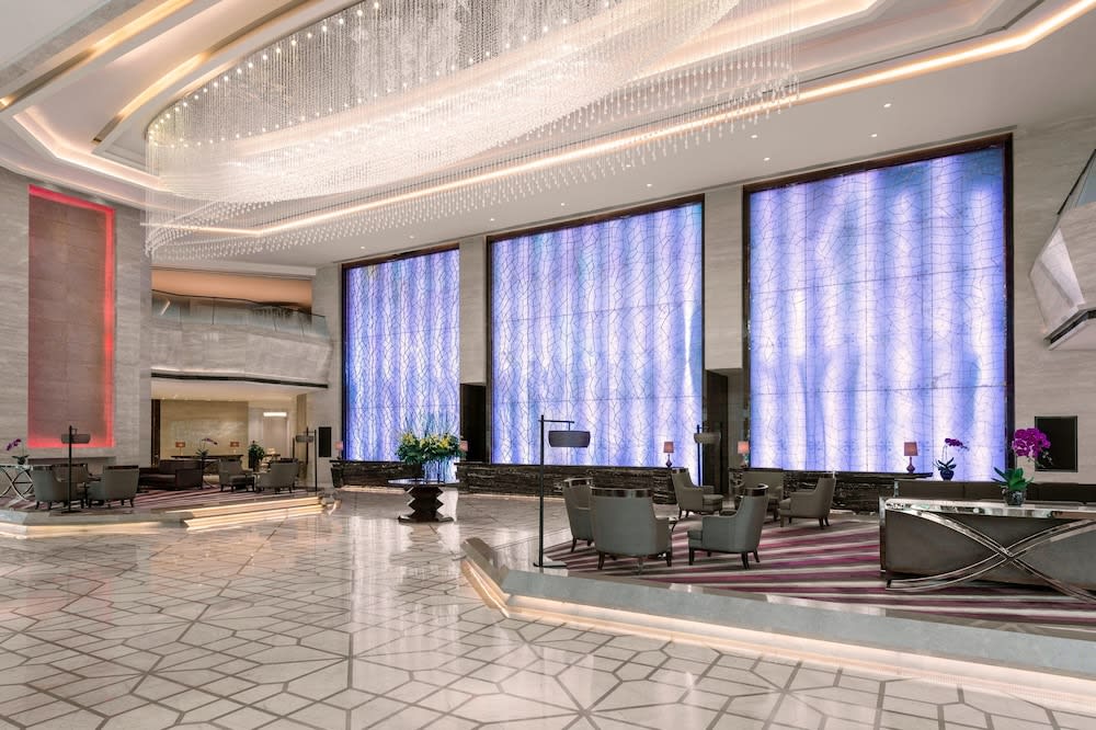 Sheraton Changchun Jingyuetan Hotel 2