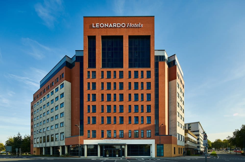Leonardo Hotel Swindon 1