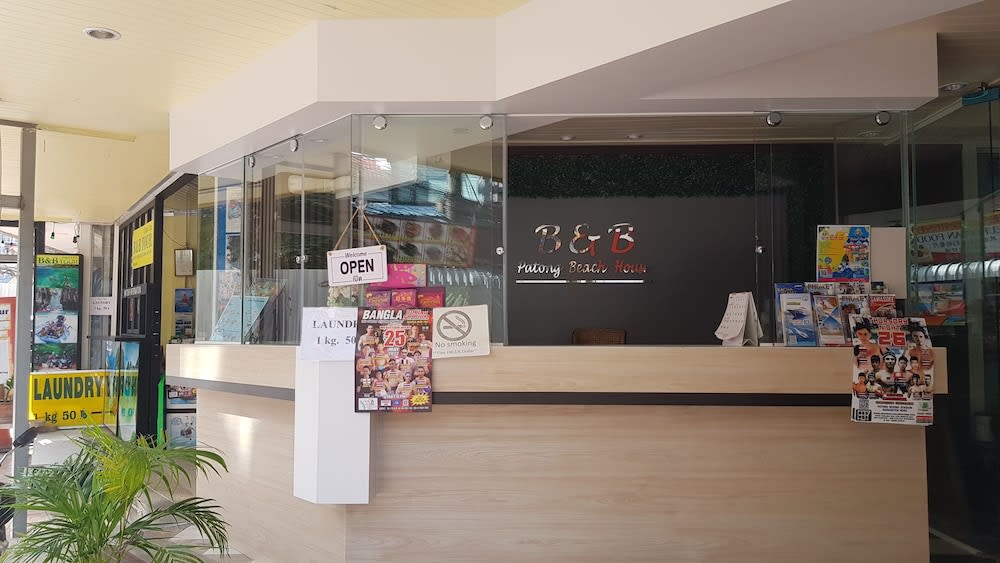 B & B Patong Beach House 1