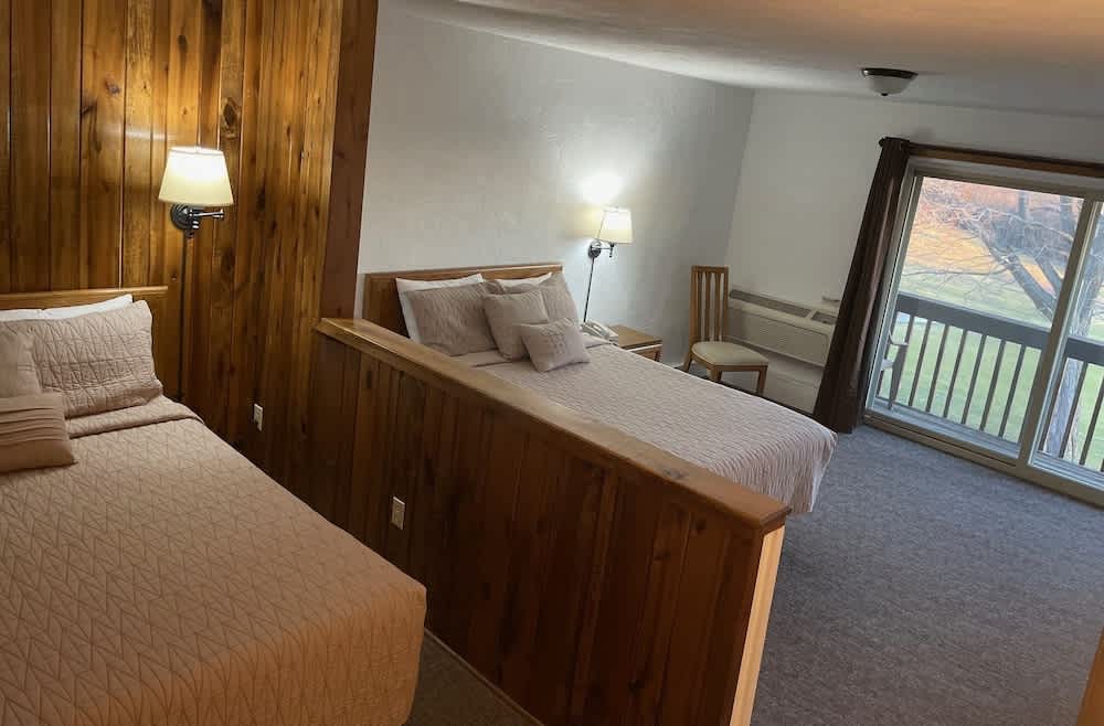 The Lodge at Indian Lake 2