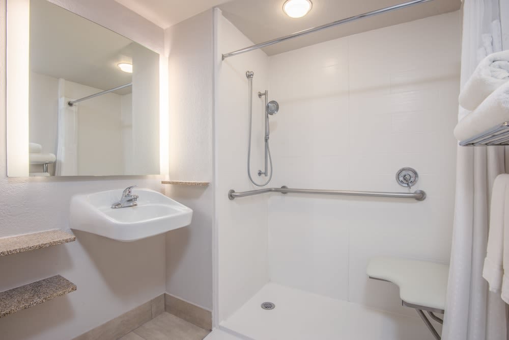 HI Express El Paso Downtown by IHG 2