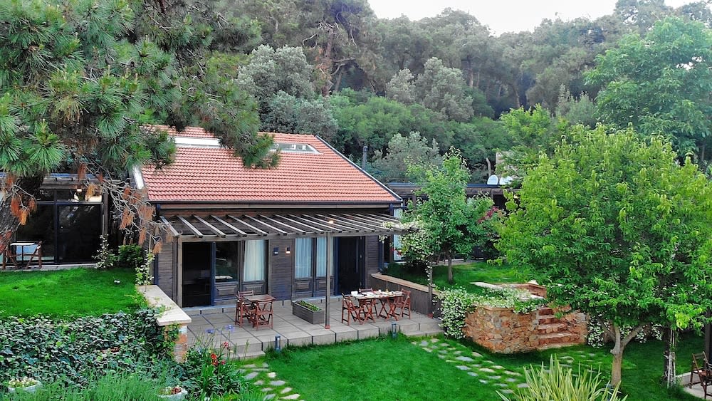 Triada Hotel Buyukada 1