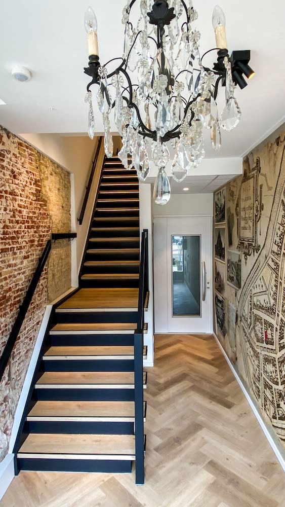Snoozz Hotels Bolsward Boutique hotel zonder receptie met digitale sleutel 1