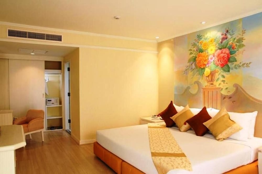 The Palazzo Hotel 2