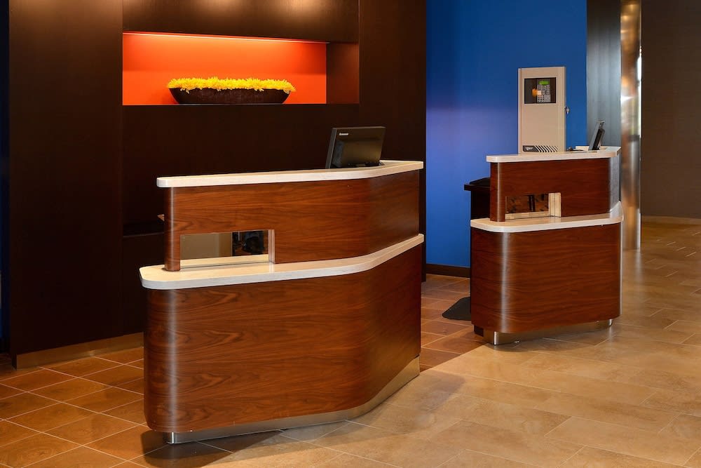 Courtyard by Marriott Youngstown Canfield 2