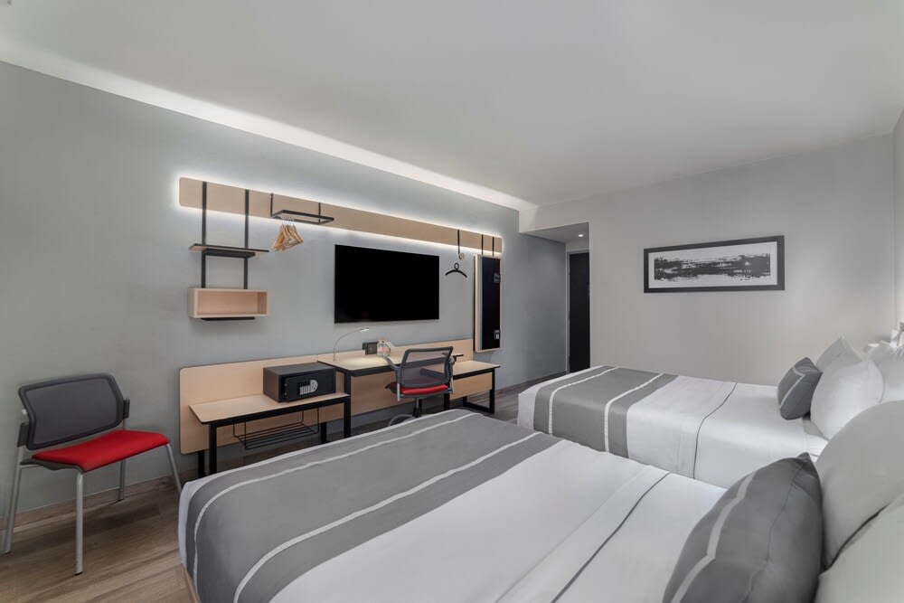 City Express Plus by Marriott Ciudad de México Insurgentes Sur 5