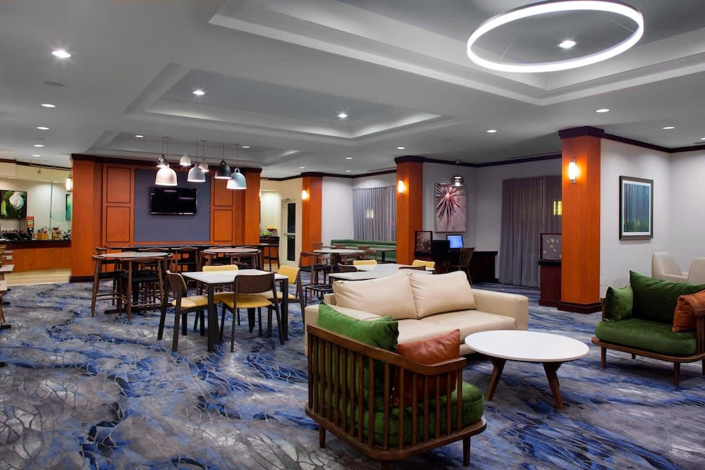 Fairfield Inn and Suites by Marriott Montgomery EastChase 1