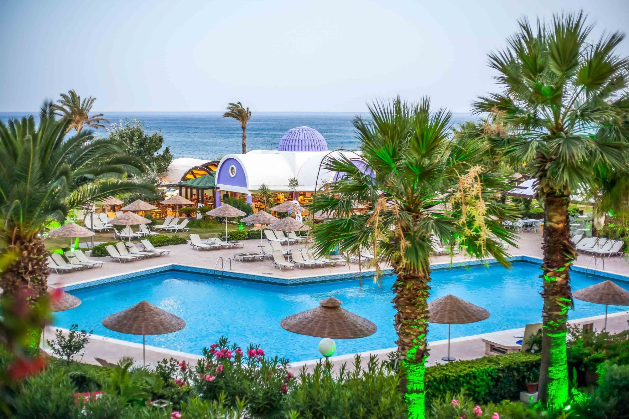 Pegasos Deluxe Beach Hotel 2