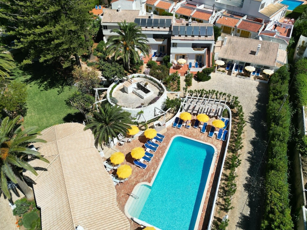 Charming Studio with Pool in Praia da Luz 1