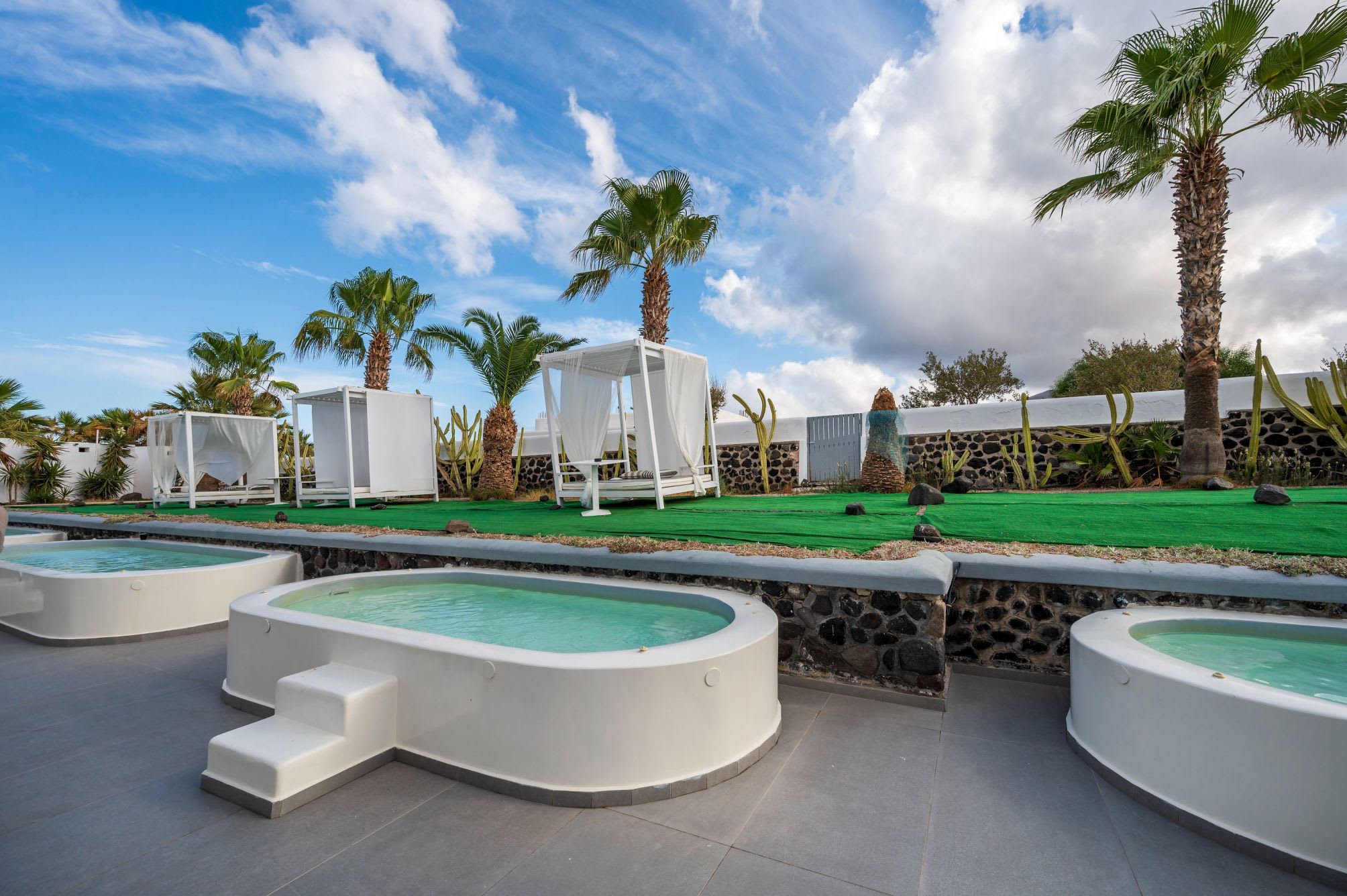 Smy Mediterranean White Santorini 5