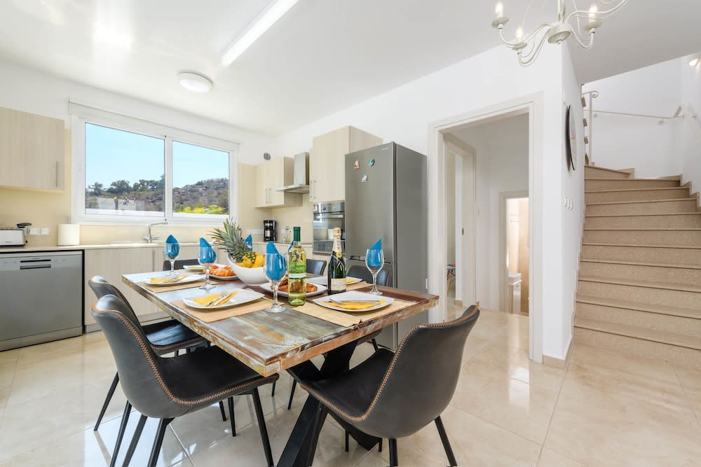 Green Bay Villa #13 2