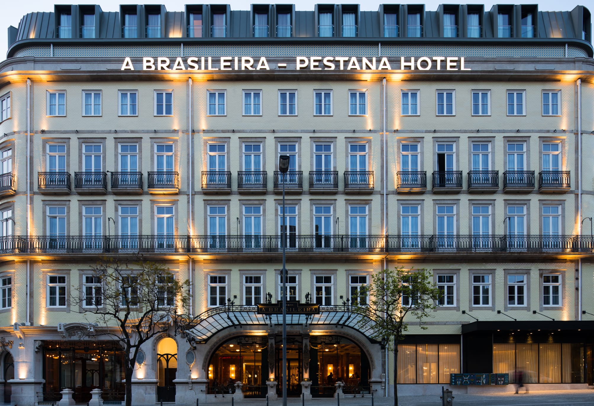 Pestana Porto - A Brasileira, City Center & Heritage Building 2