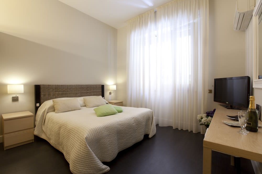 Sorrento Apartments 2