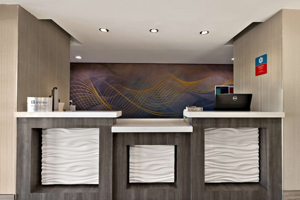 SureStay Plus Hotel by Best Western Tulsa East 2