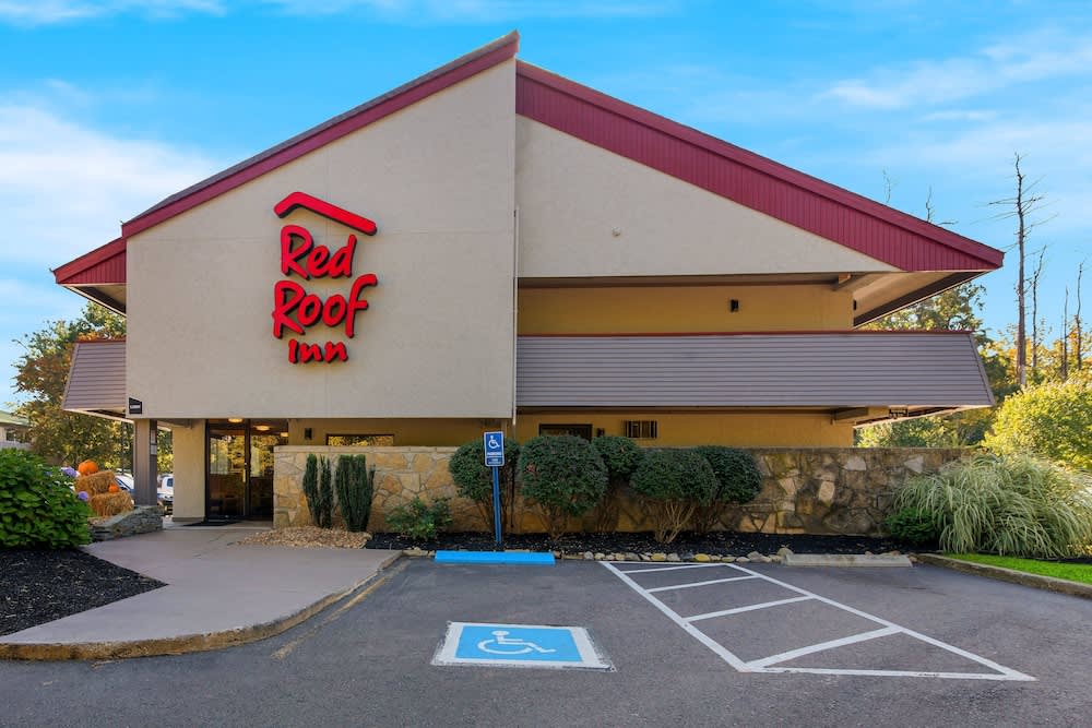 Red Roof Inn Salem 1