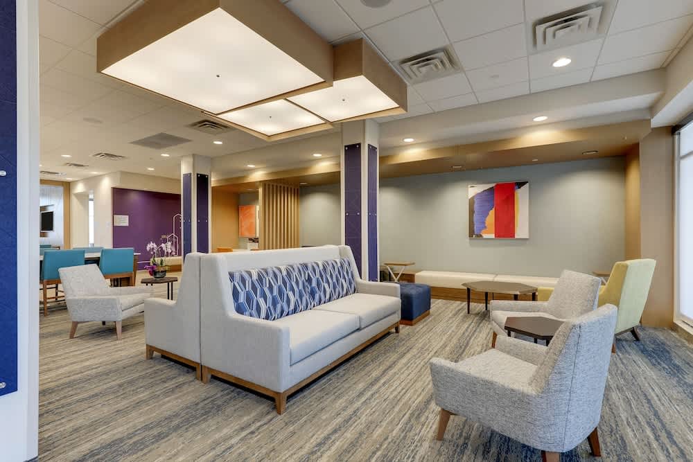 Holiday Inn Express HOLLY SPRINGS - RALEIGH AREA by IHG 2