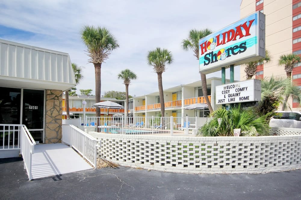 Holiday Shores 2