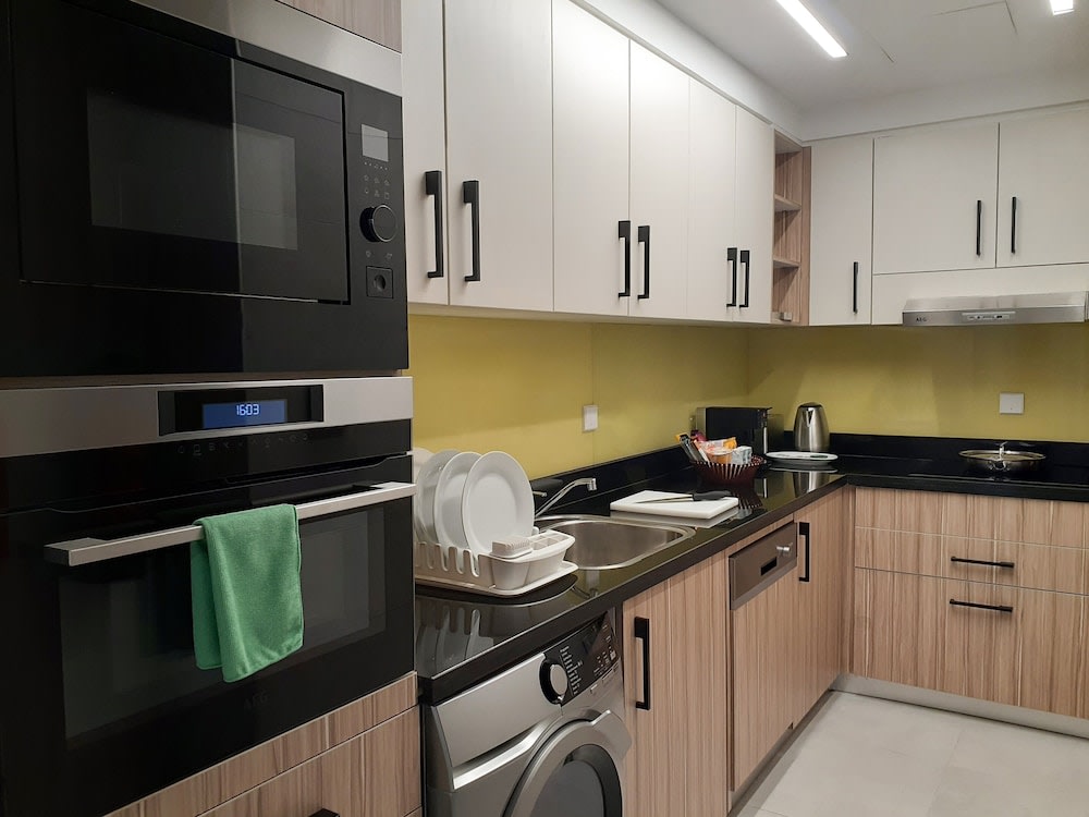 Somerset West Bay Doha 1