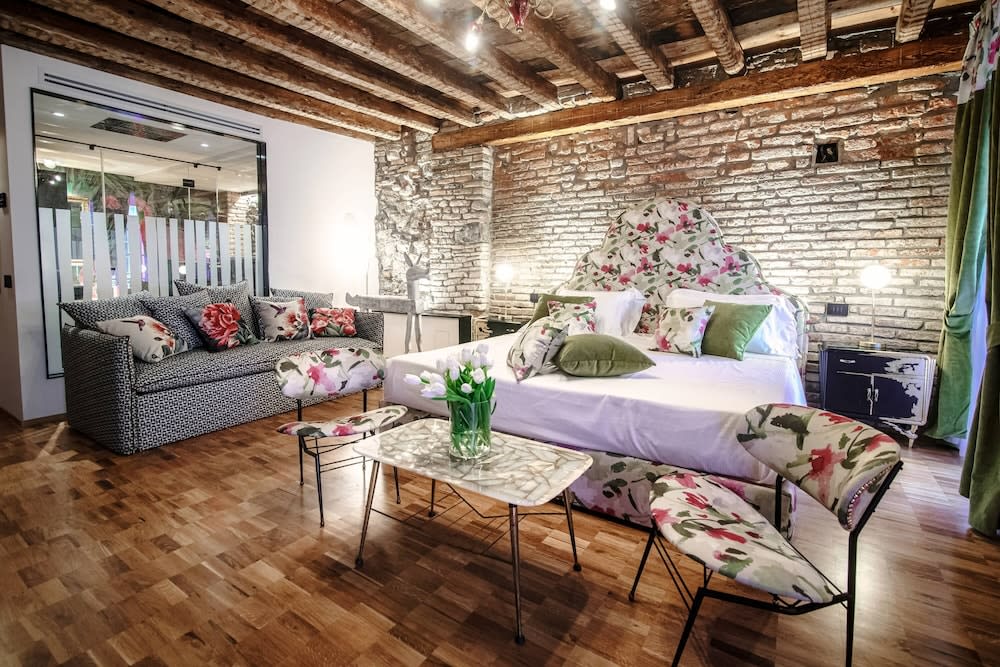 Vitrum - Como Luxury Suites 2