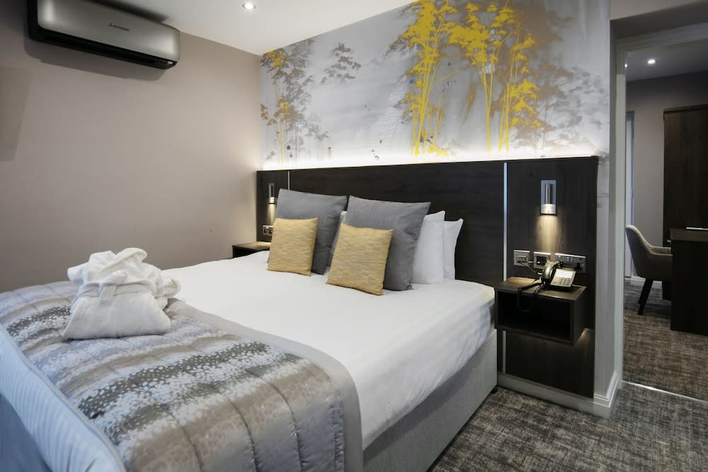 Barton Manor Hotel & Spa; BW Signature Collection 3