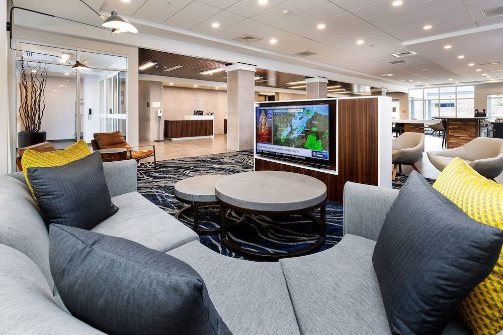 Courtyard by Marriott Pensacola I-10 West 2