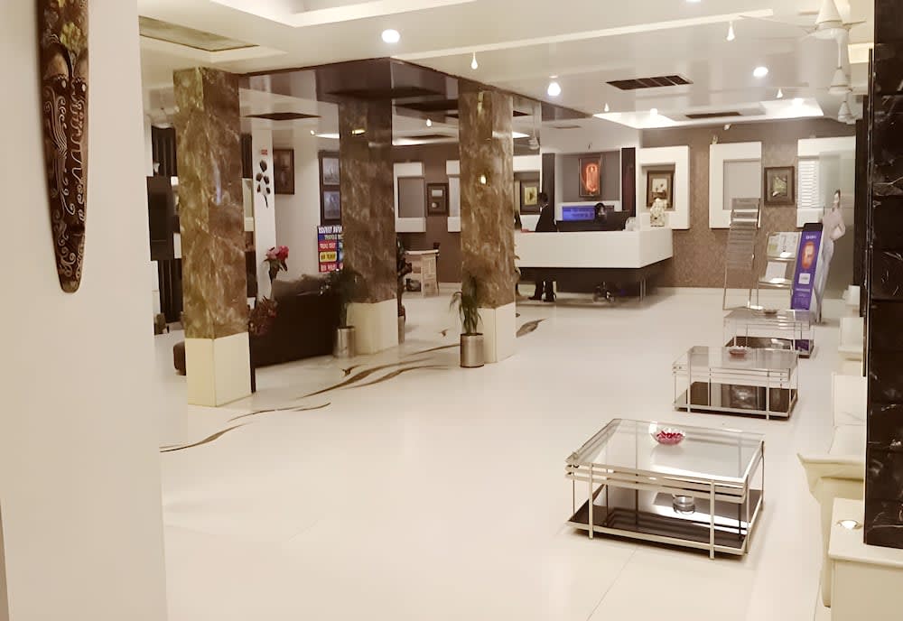 Hotel Sun International 2