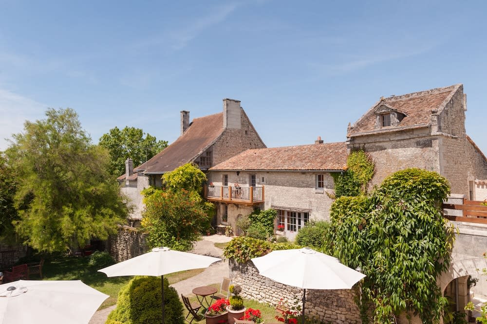Le Pigeonnier du Perron Hôtel 1