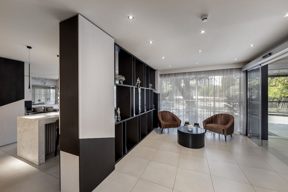Almond Business Hotel 2